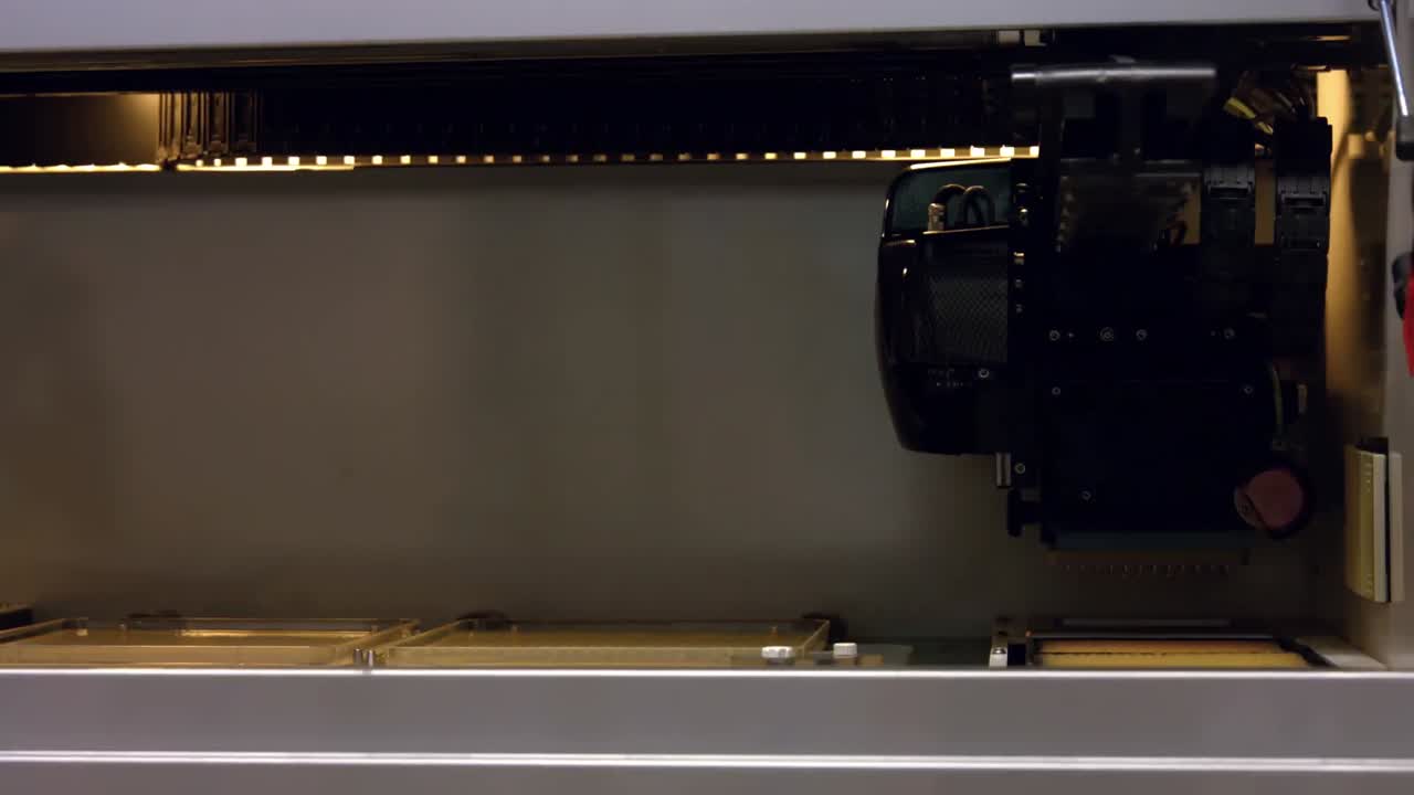 3d 프린터가 물체를 인쇄합니다.