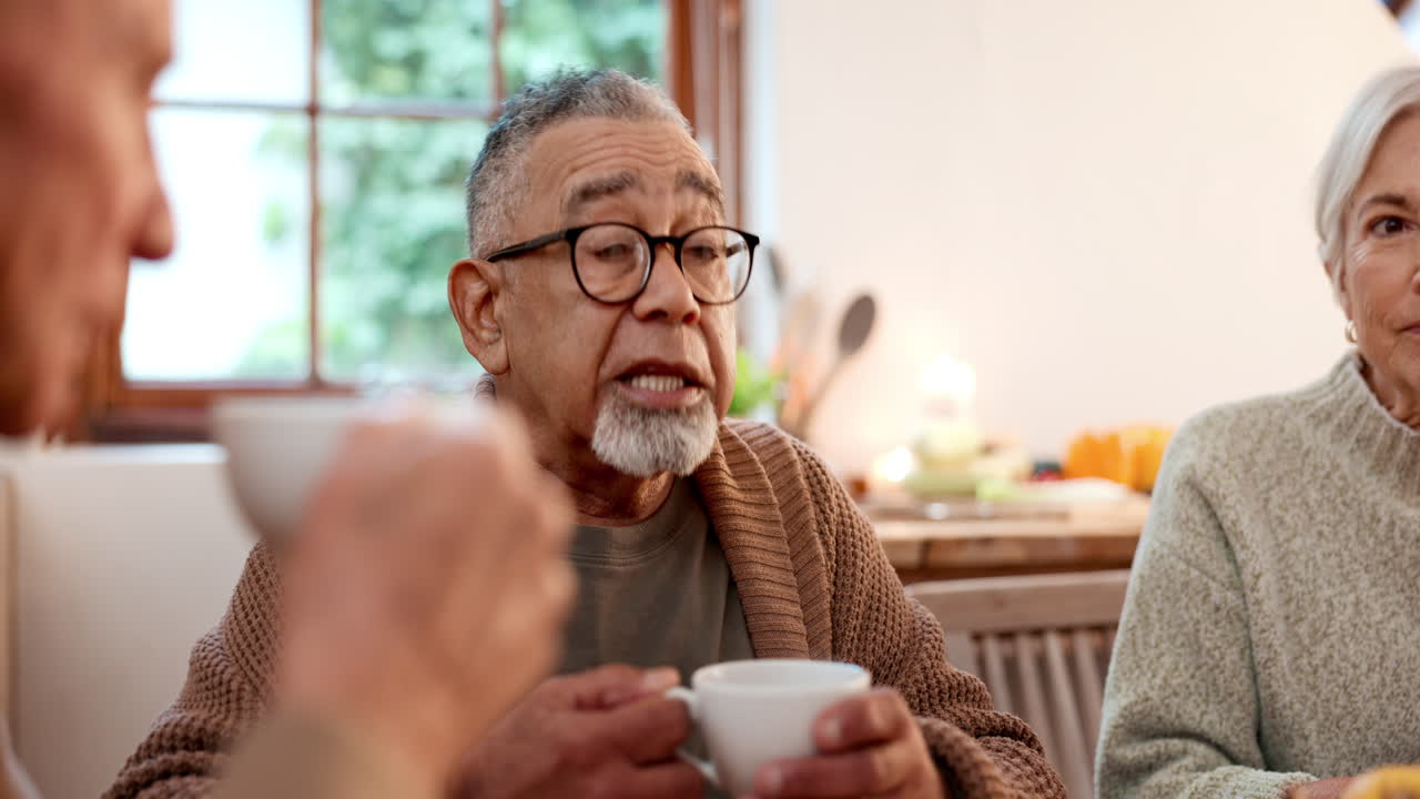 ティーパーティー 古い友達と会話