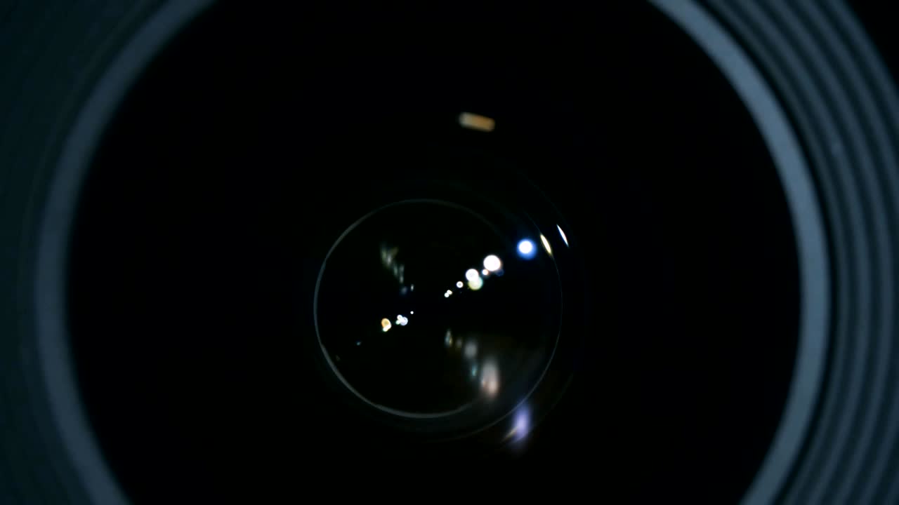 카메라 프라임 유리. 수축 렌즈 구의 클로즈업