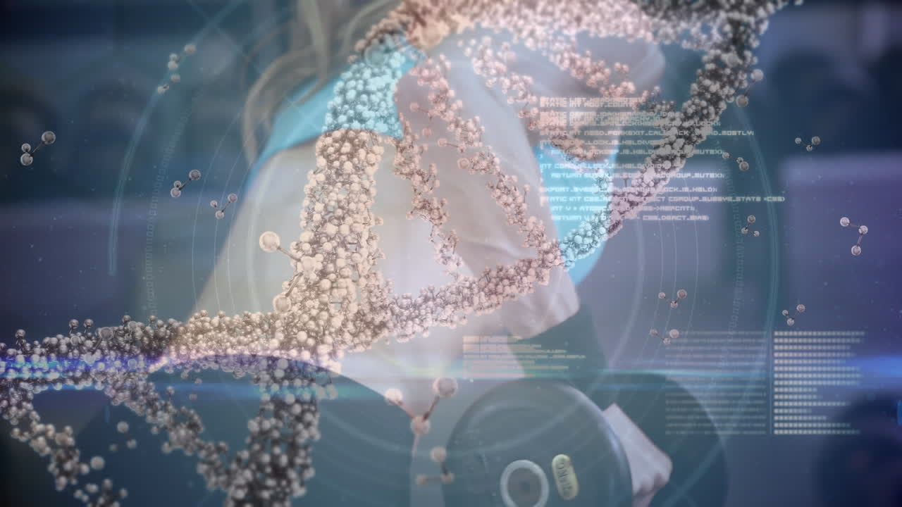 animación de la hilera de adn y procesamiento de datos sobre una mujer fuerte haciendo ejercicio