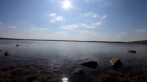 lago pacífico fotografiado con lente ojo de pez
