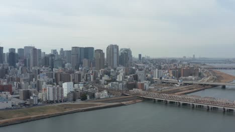 Distrito-De-Umeda-De-La-Ciudad-De-Osaka,-Japón