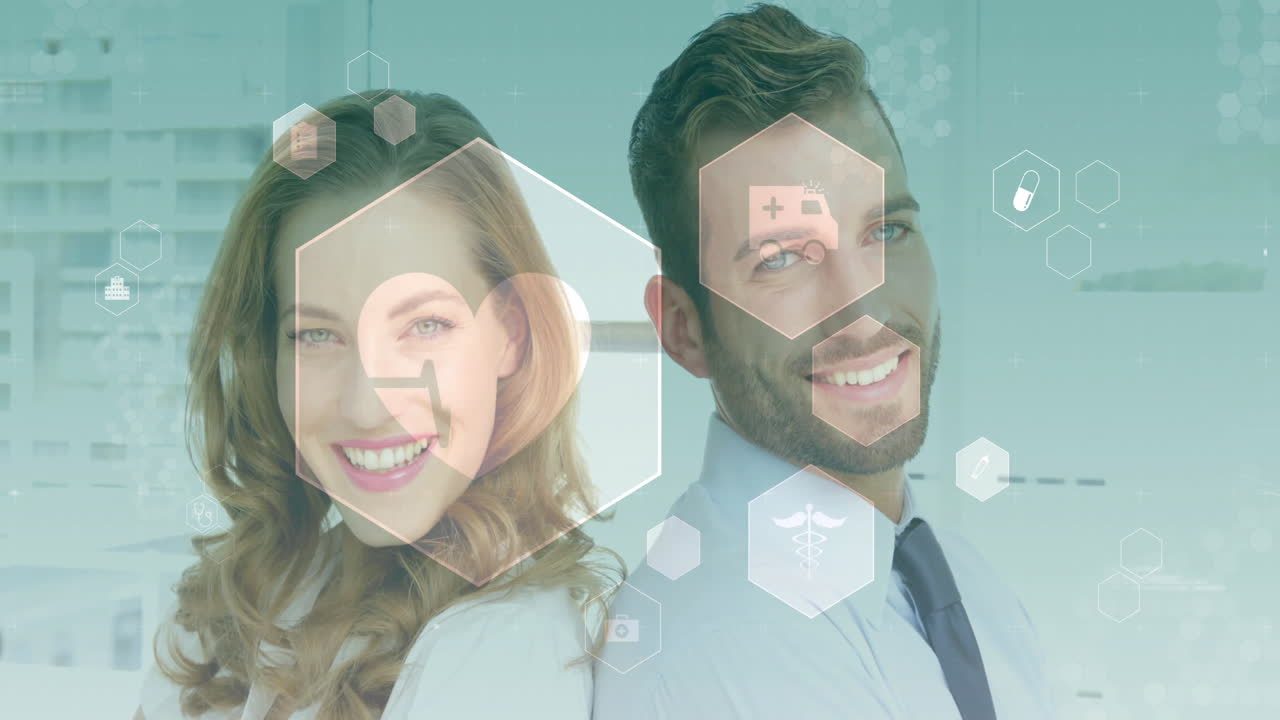 personas de negocios sonrientes en la oficina con iconos médicos animación en el fondo