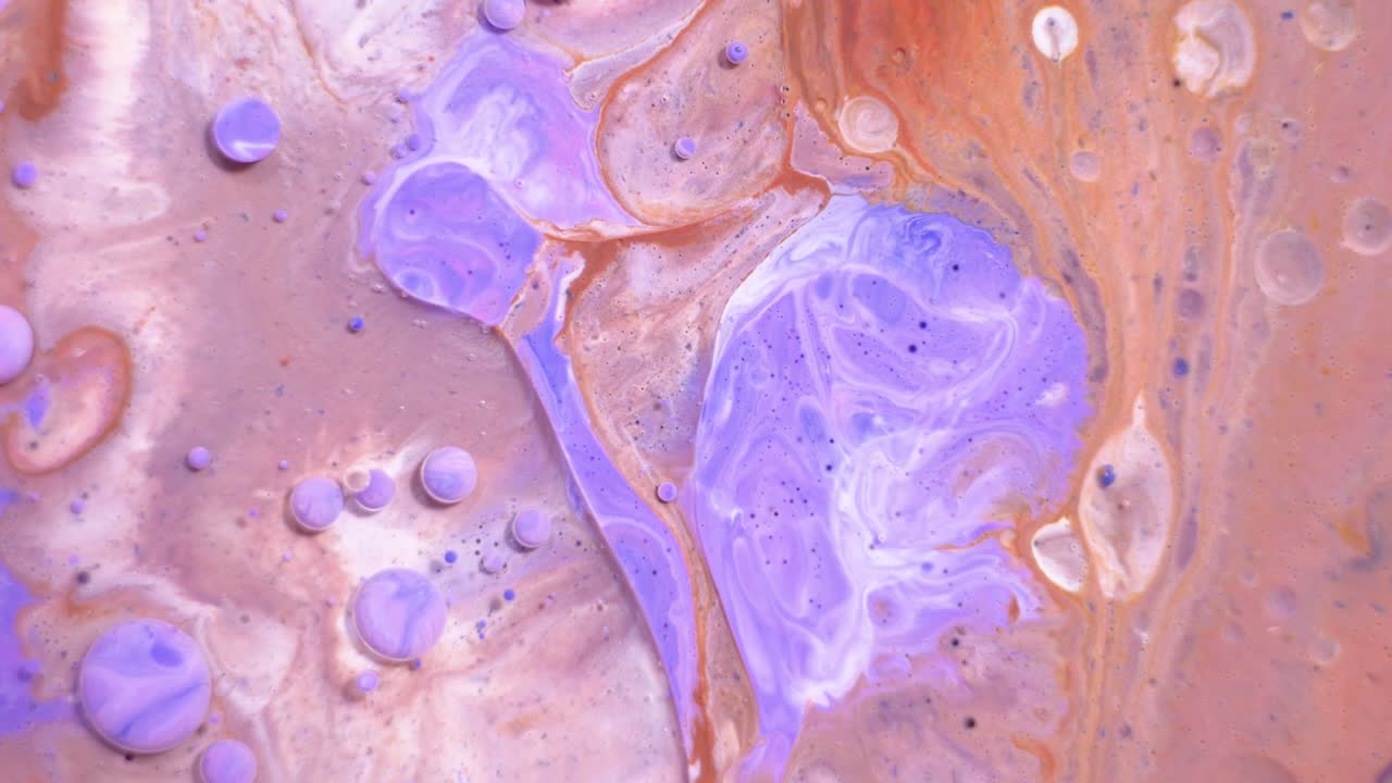 다채로운 거품의 환상적인 구조, 혼란스러운 움직임, 추상적인 다채로운 페인트,  뷰