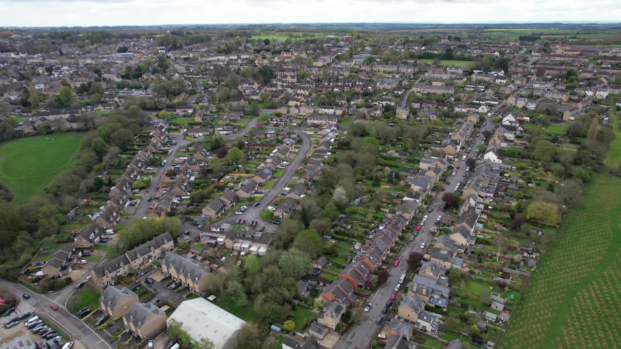 calles y carreteras chipping norton oxfordshire reino unido drone vista aérea
