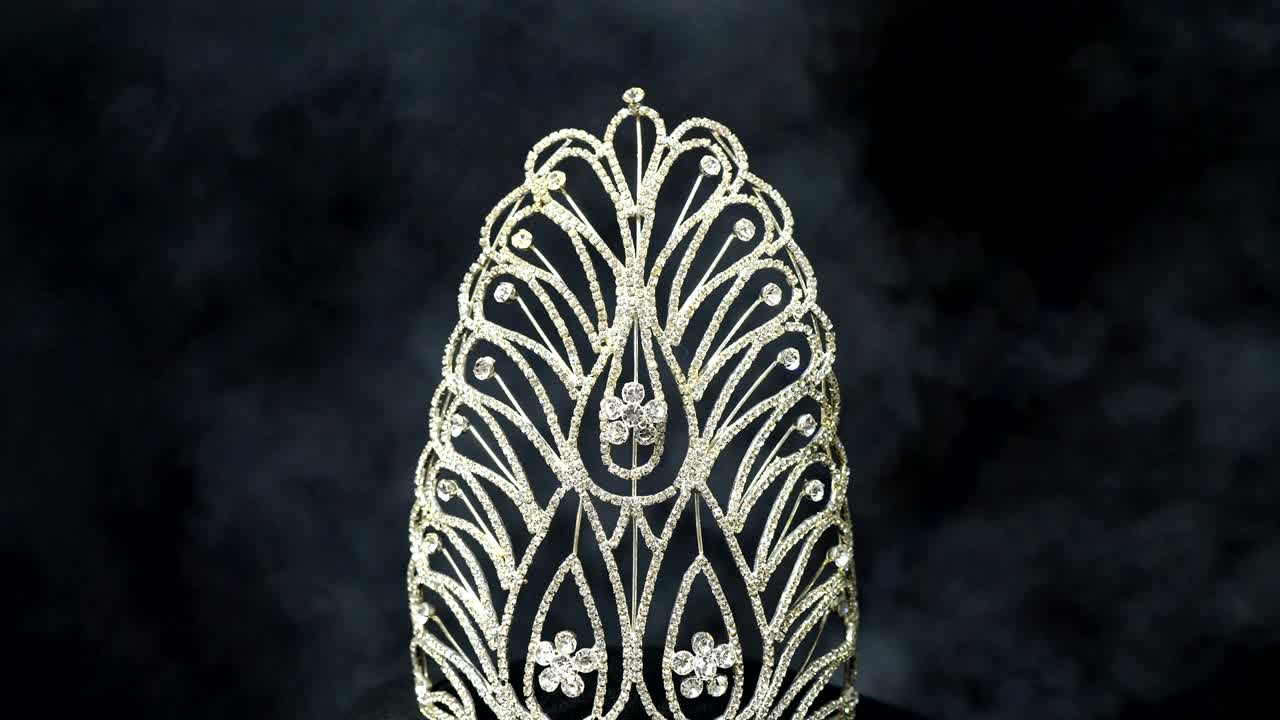 다이아몬드 실버 크라운 미스 페이젠트 미인 대회