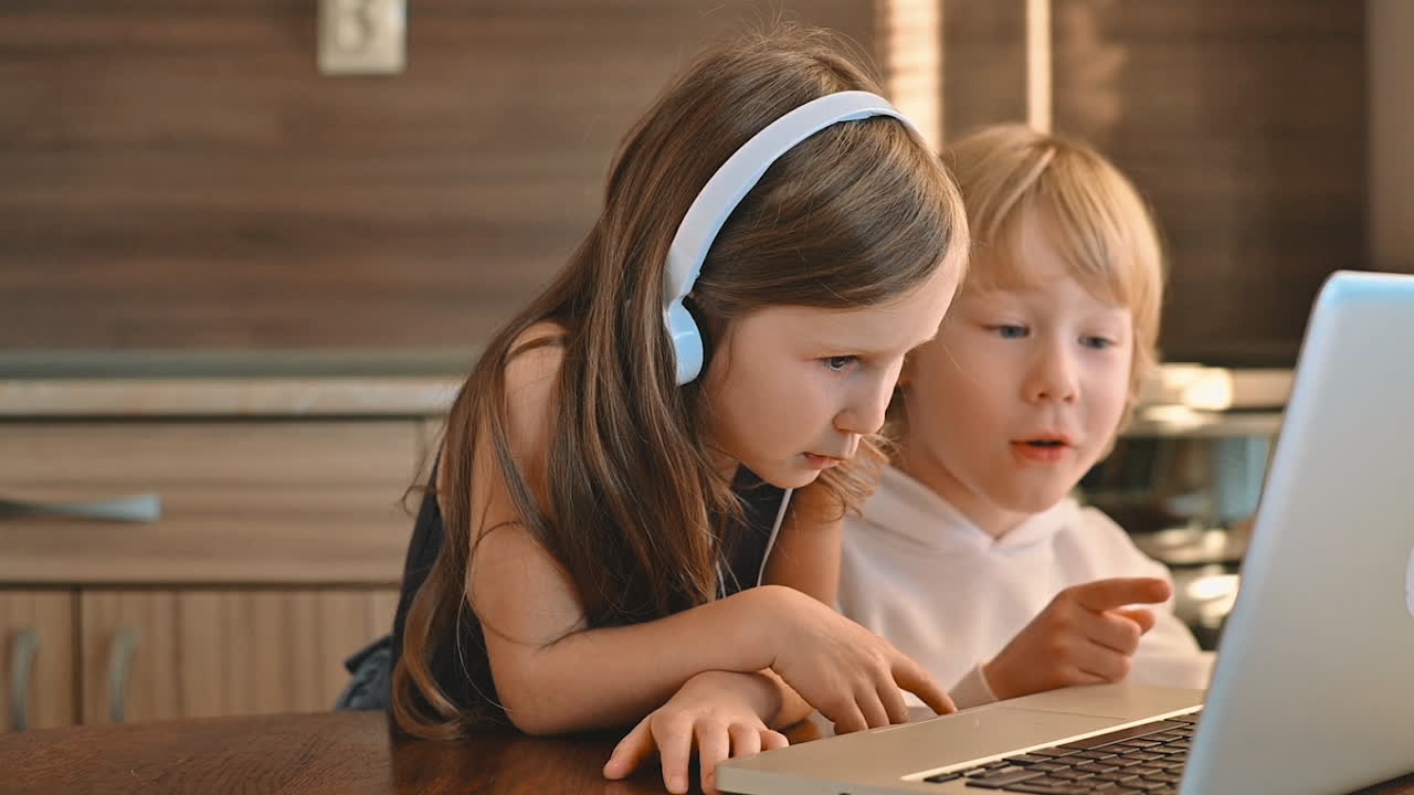 trẻ em và công nghệ 4