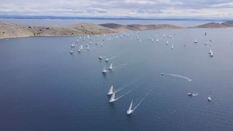 Regata-Alrededor-De-Las-Islas-Kornati-En-Croacia.