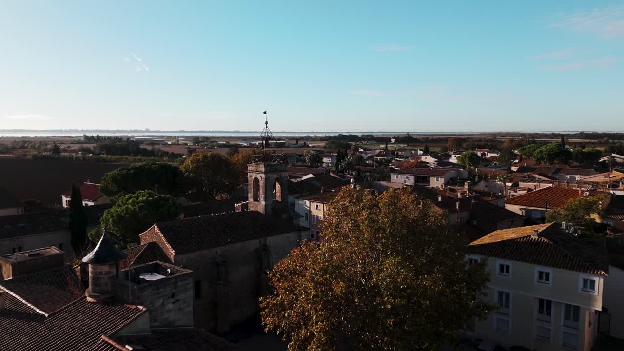 Candillargues, nota per il suo fascino e la tipica architettura mediterranea