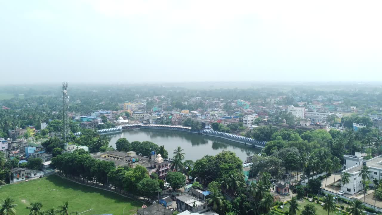 tarkeswar es uno de los lugares de peregrinación hindú