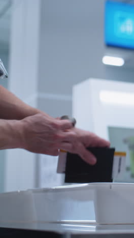 registro de seguridad del aeropuerto