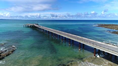 Lorne-Pier-Atemberaubende-Drohnenüberführung