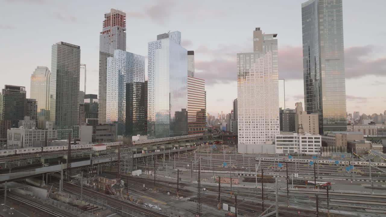The subway in Long Island City at sunrise. Shot on an autumn morning in New York City, Queens.