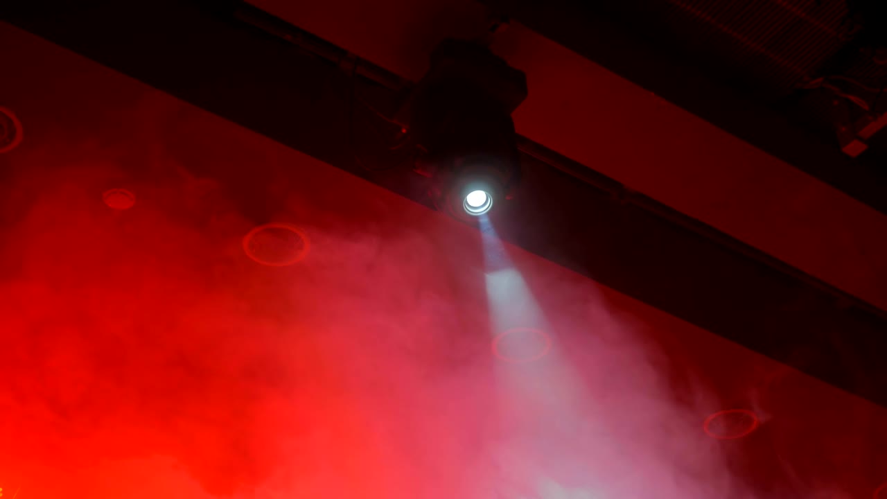 Red lighting stage device
