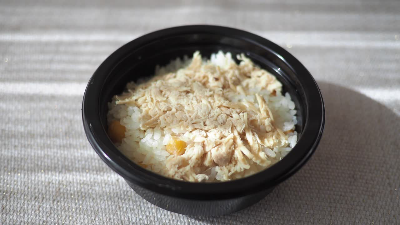Chicken and rice bowl