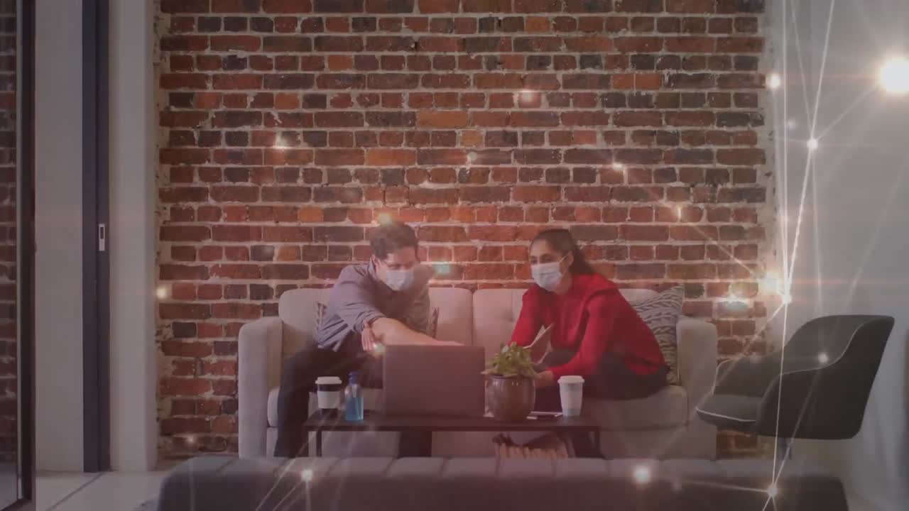 사무실에 있는 사람들에 대한 연결 네트워크의 애니메이션