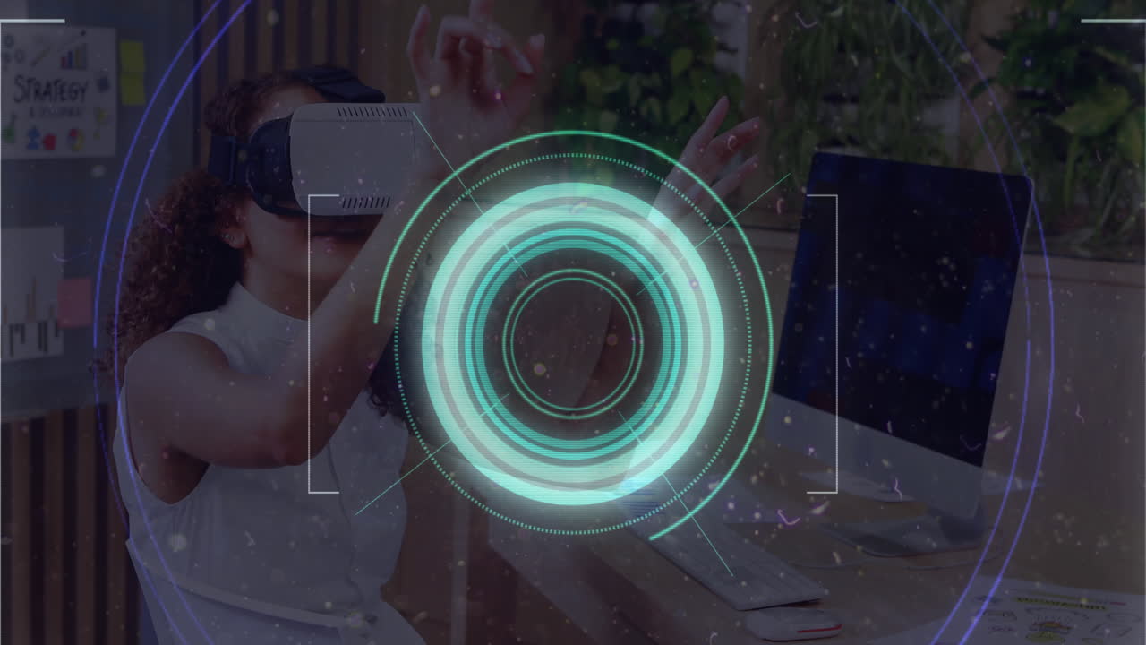 animación del escaneo del alcance de una mujer de negocios con auriculares vr y moviendo las manos