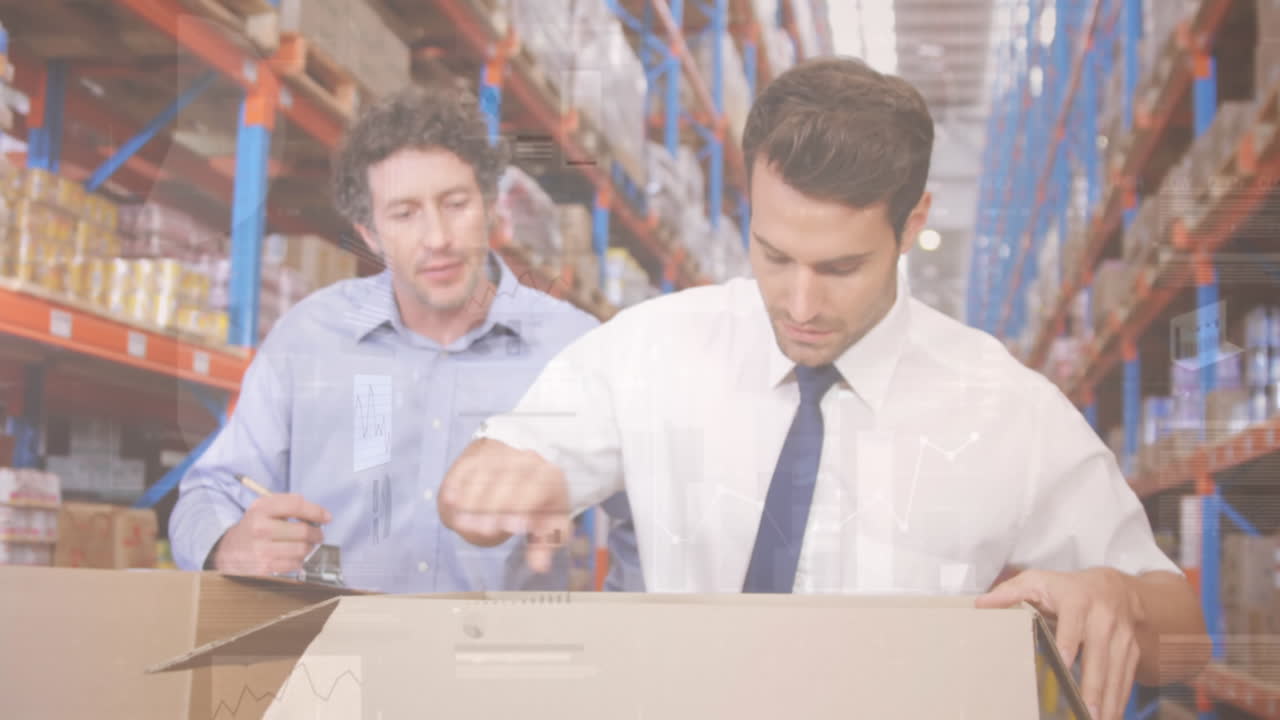 창고에서 일하는 사람들에 대한 데이터 처리의 애니메이션