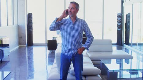 executive talking on mobile phone 4k