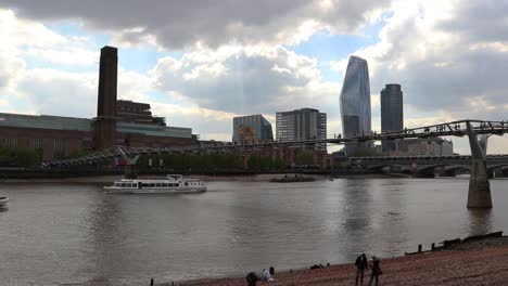 City-bridge-day-time-cloud-in-the-sky