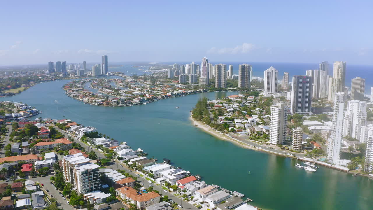 donde la ciudad y el mar se unen