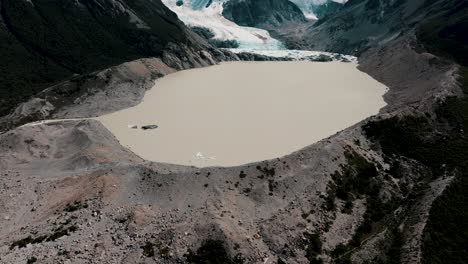 Icebergs-Beach,-Torre-Lagoon,-And-Torre-Glacier-In-Santa-Cruz,-Argentina