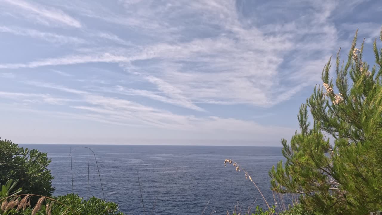 The Italian beaches have magical views that with a trekking you can live the summer of love. It is a paradisiacal place with turquoise blue sea and natural clearing. Beautiful sea.