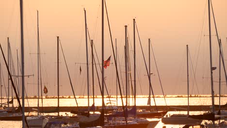 Segelschiffe-In-Chicago-Sonnenuntergang