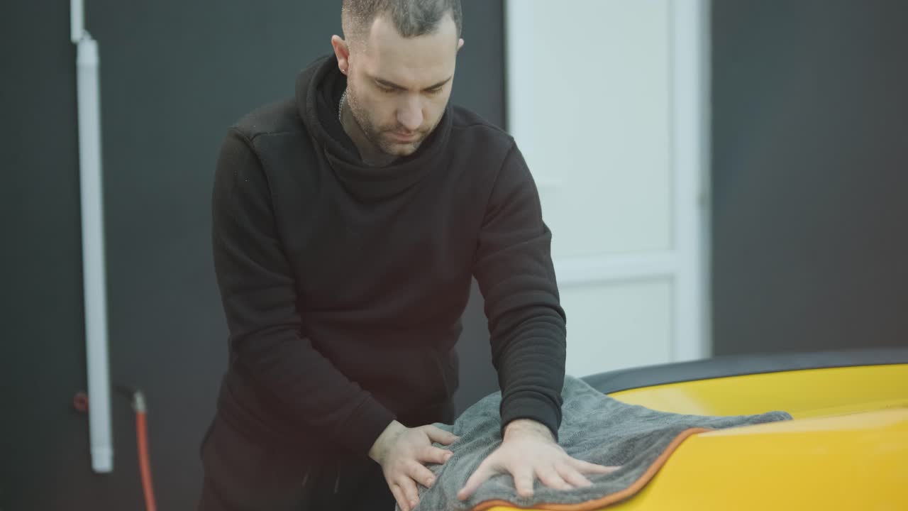 Professional Car Detailing – Washing, Ceramic Coating, and Interior Cleaning