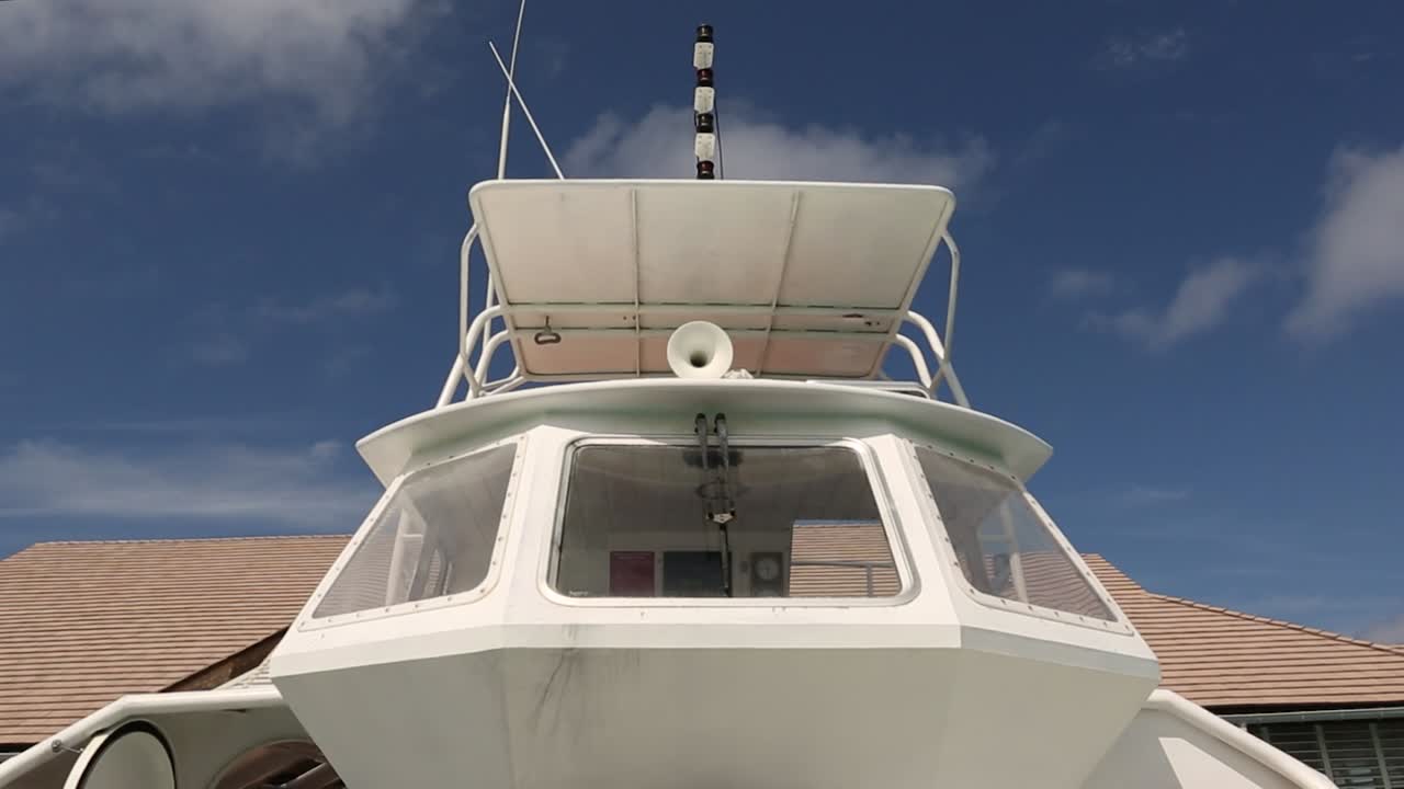 Passenger ship wait in bay