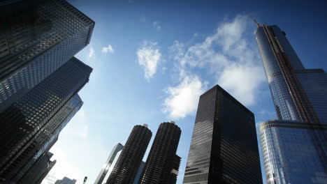 Clouds-moving-above-a-big-city