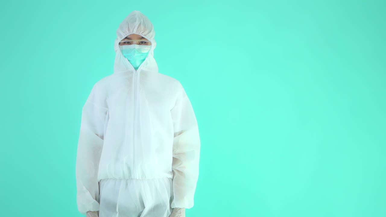 Positive doctor on coronavirus vaccine with PPE