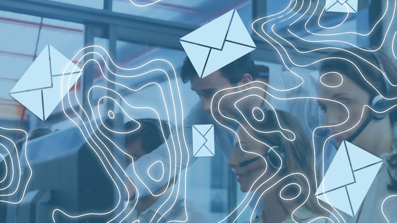 animación de iconos y líneas mapa sobre personas de negocios que usan auriculares de teléfono