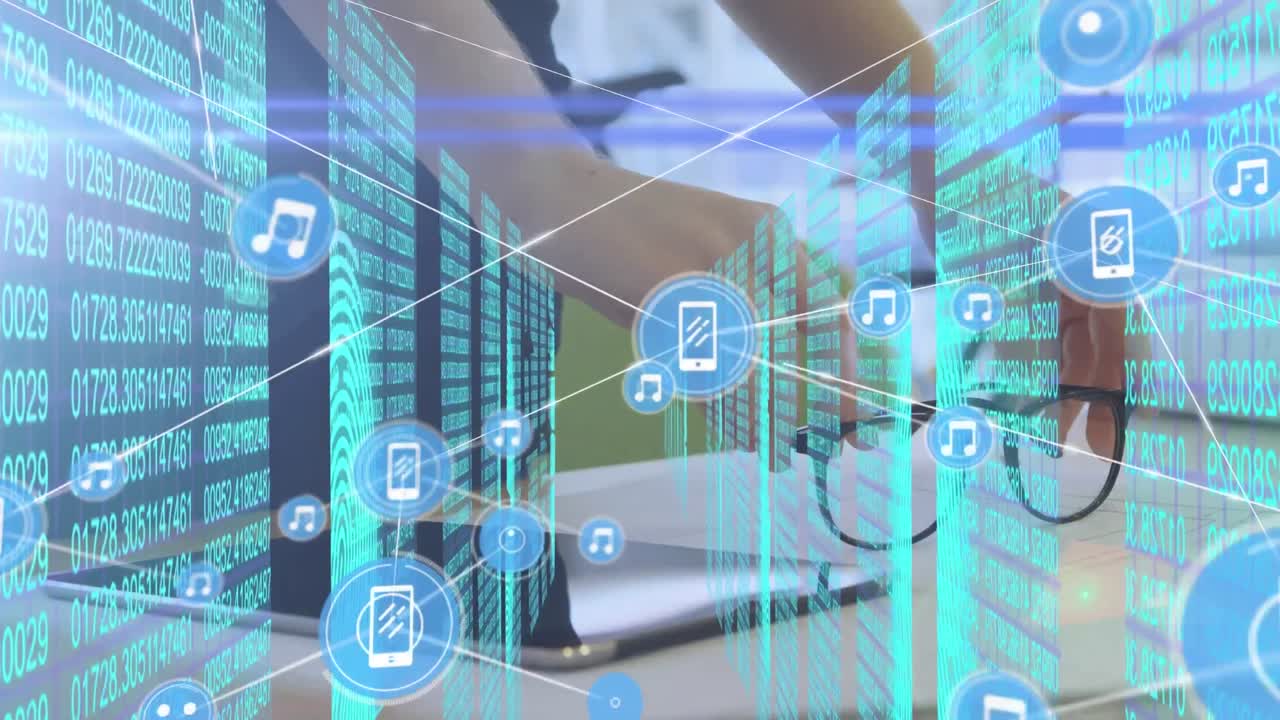 munición de red de conexiones y procesamiento de datos sobre personas que usan tablets