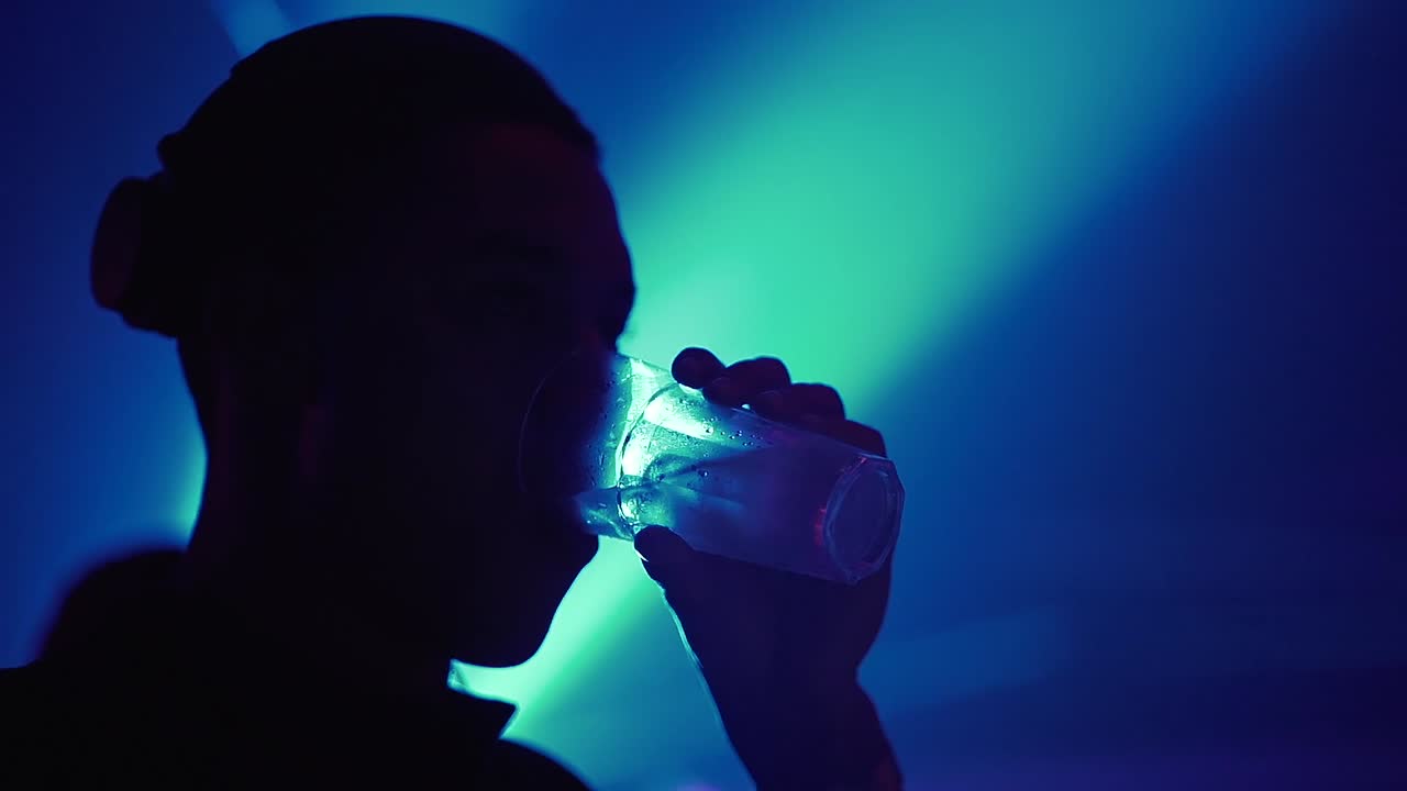 나이트클럽의 dj