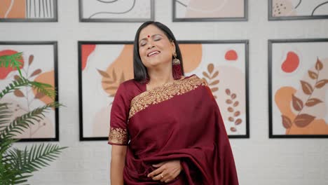 Indian-woman-happy-and-graceful