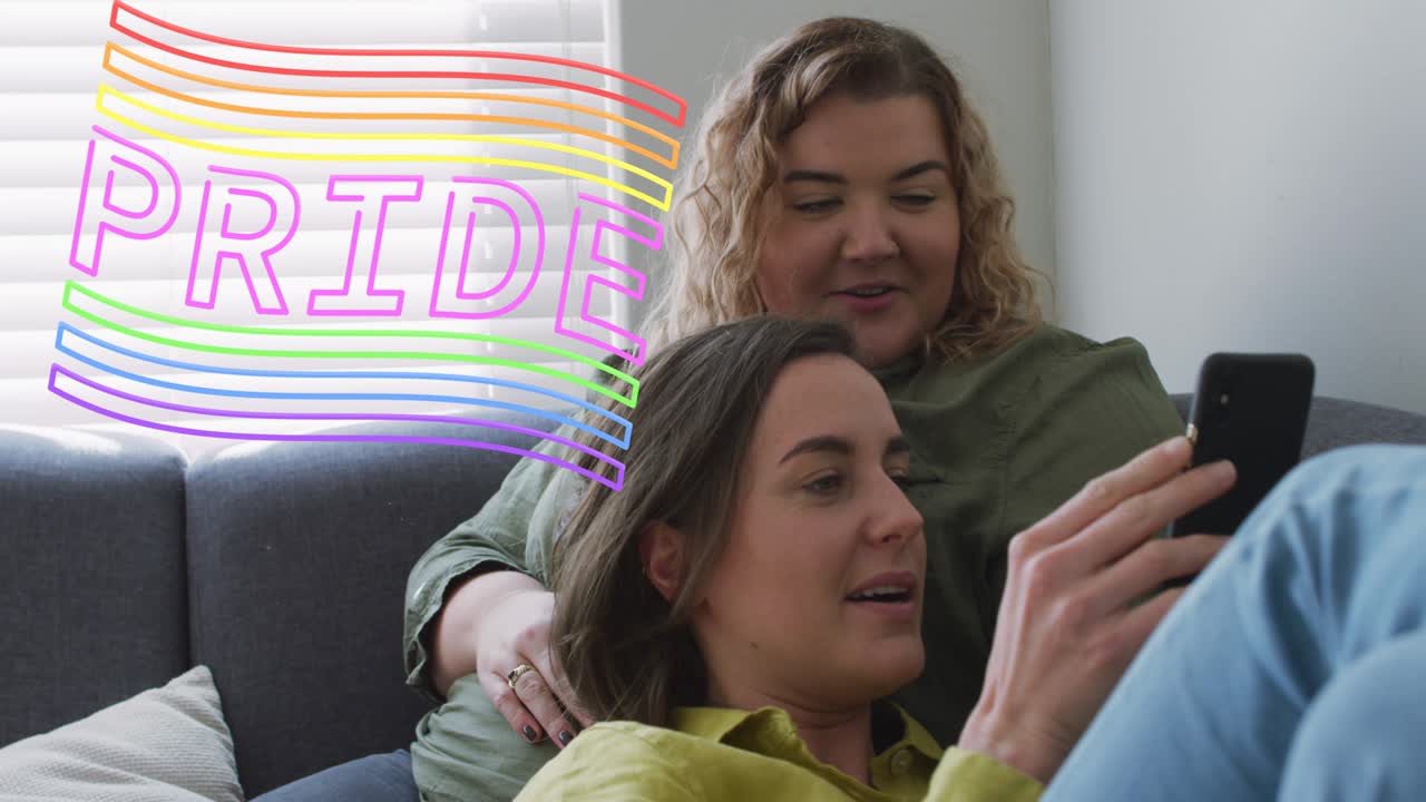 animación del orgullo por la pareja de lesbianas usando un teléfono inteligente