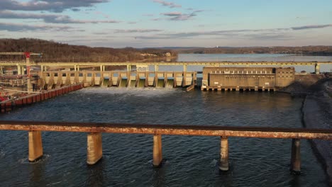 stunning 4k drone footage of chickamauga dam, showcasing its structure, the tennessee river, and scenic beauty. perfect for infrastructure, travel, or history projects