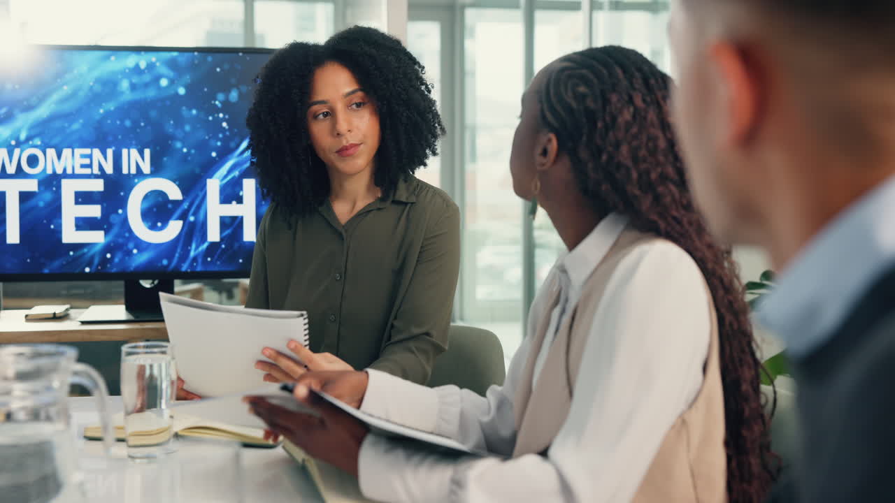 Incontro d'affari Donne nel Tech