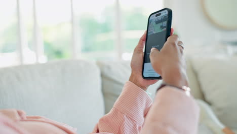 manos, teléfono y búsqueda de información de fitness