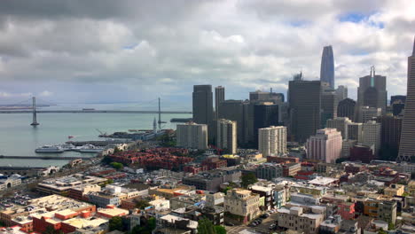 Luftaufnahme-Innenstadt-Von-San-Francisco-Und-Oakland-Bay-Bridge