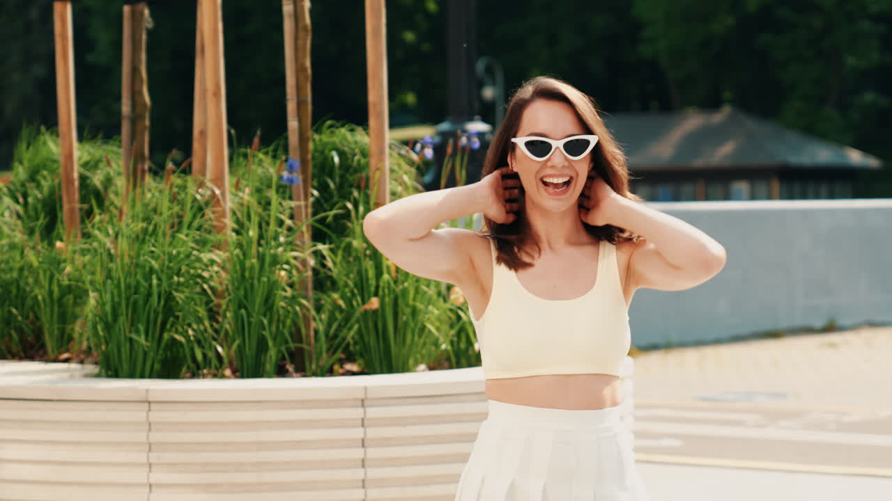 공원에서 세련된 여자