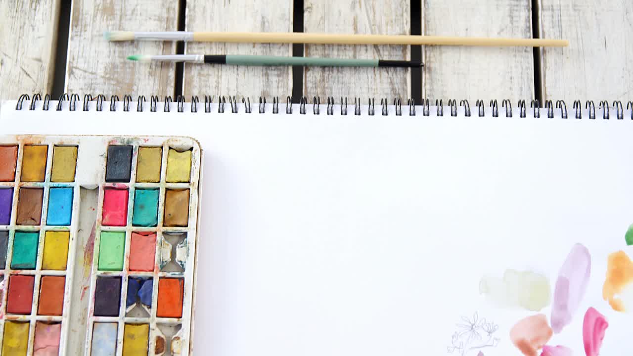 페인트 브러시 와 캔버스 로 수채화 페인트