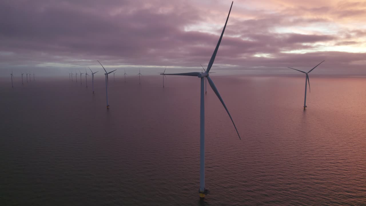 windtubine 3 nederland ijsselmeer는 zware bewolking을 만났습니다.