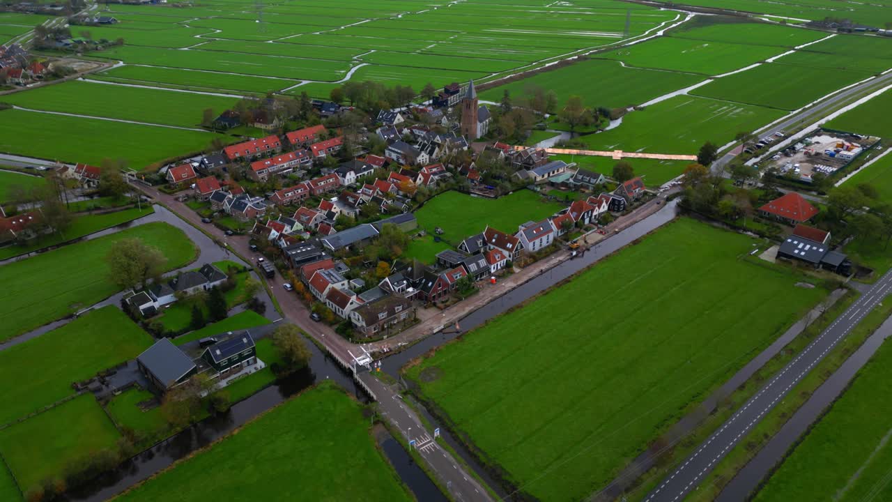 아름다운 시골 마을 zunderdorp에서 netherlands 드론  뷰