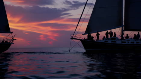 sunset sailboat cruise