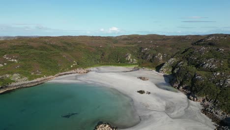 Sandy-beach-on-Isle-of-Mull,-Scotland,-aerial