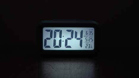 posponer una alarma desde el frente