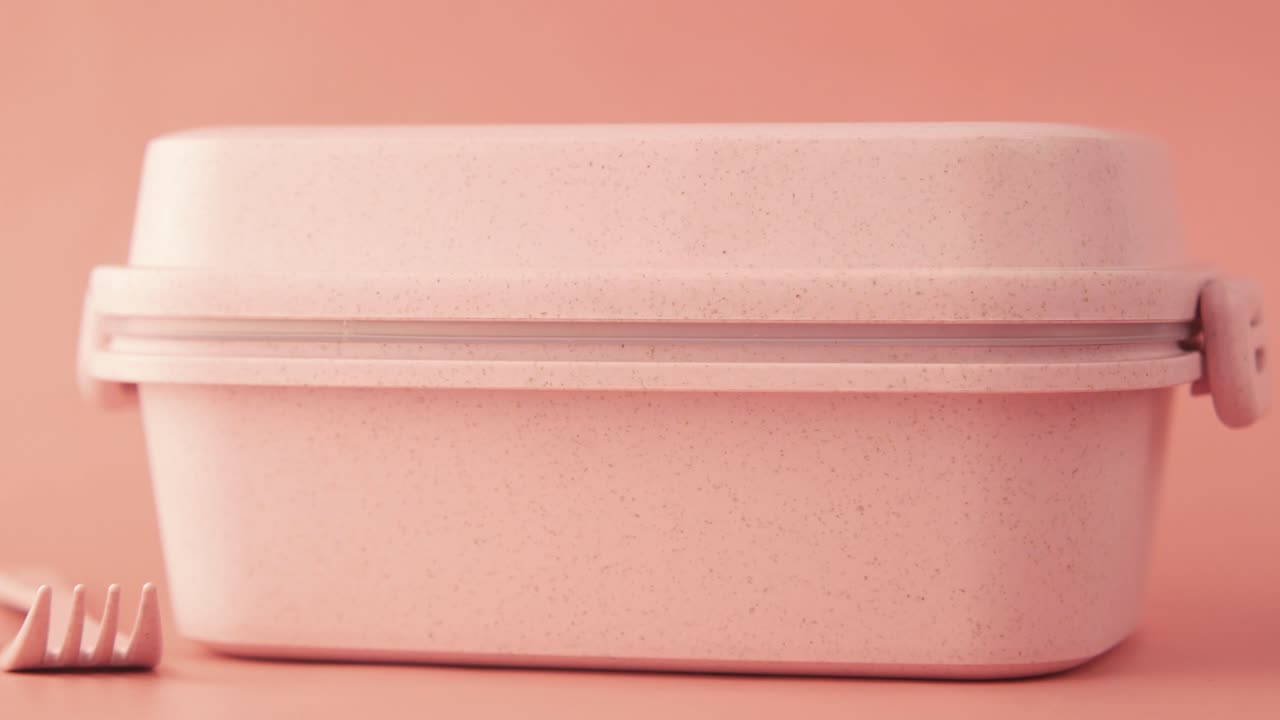 caja de almuerzo reutilizable rosa