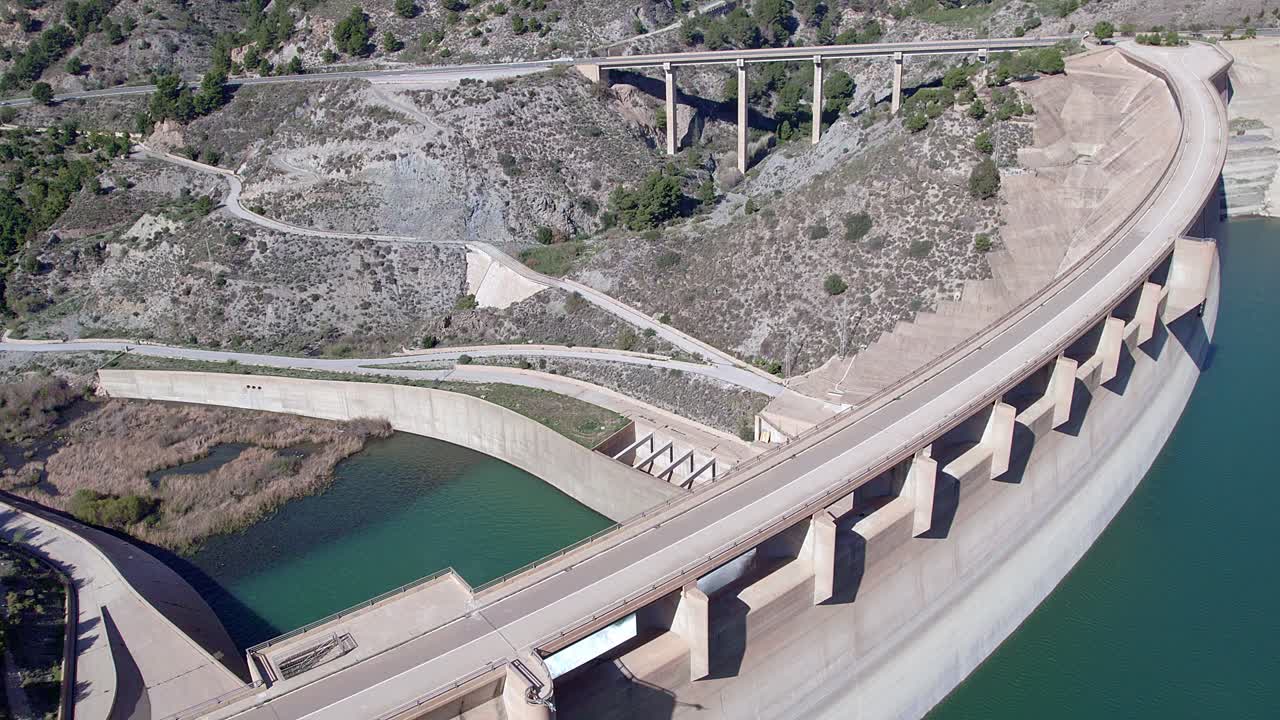 Desembocadura de la presa